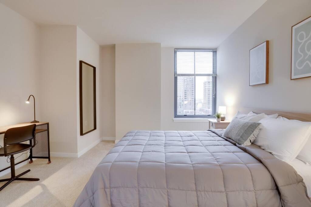 Upscale Comfort Next To Metro And Dining * Arlington