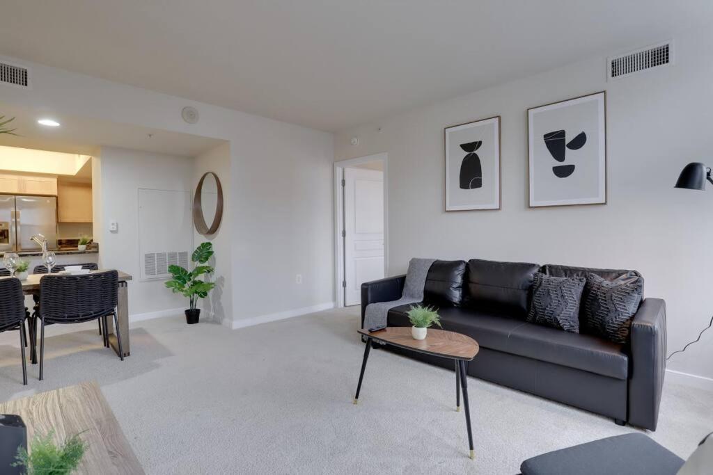 Apartment Upscale Comfort Next To Metro And Dining *