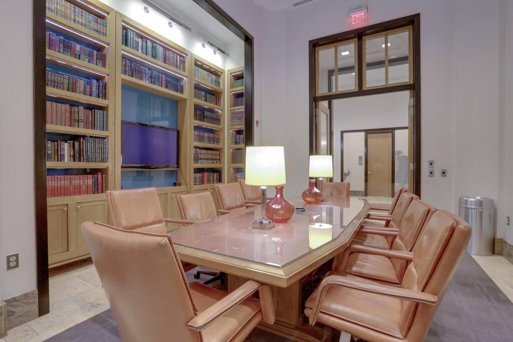 Apartment Upscale Comfort Next To Metro And Dining *